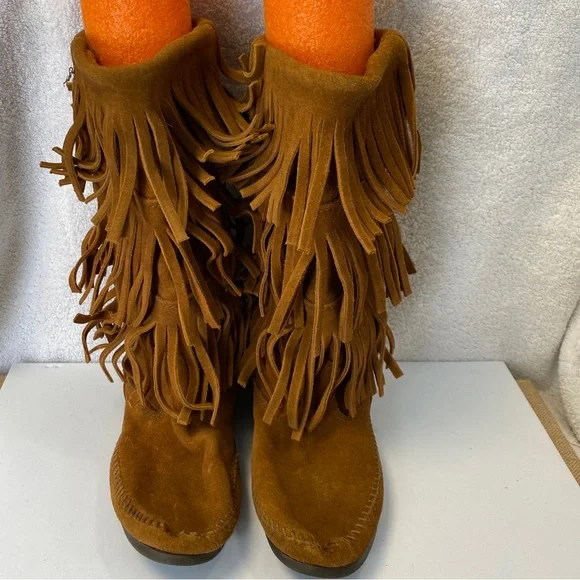 Minnetonka Shoes Minnetonka Fringe Boots Mid Calf Womens Size